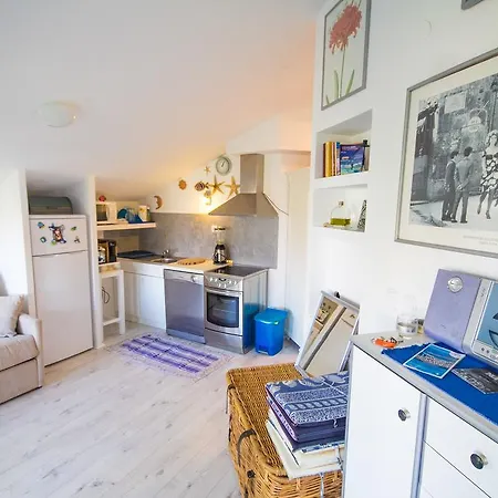 Apartment Chiara House With *